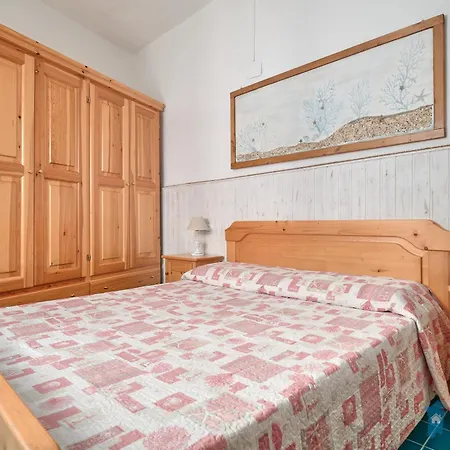 Trilocale 40 Mt Dalla By Budoniaffitti Holiday home Budoni